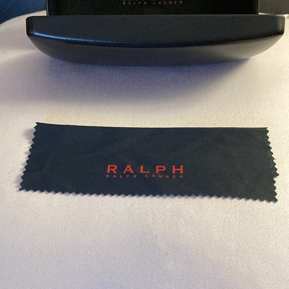 Ralph Lauren Black Hard Clam Shell Glass Case and New Cleaning Cloth - Picture 8 of 8